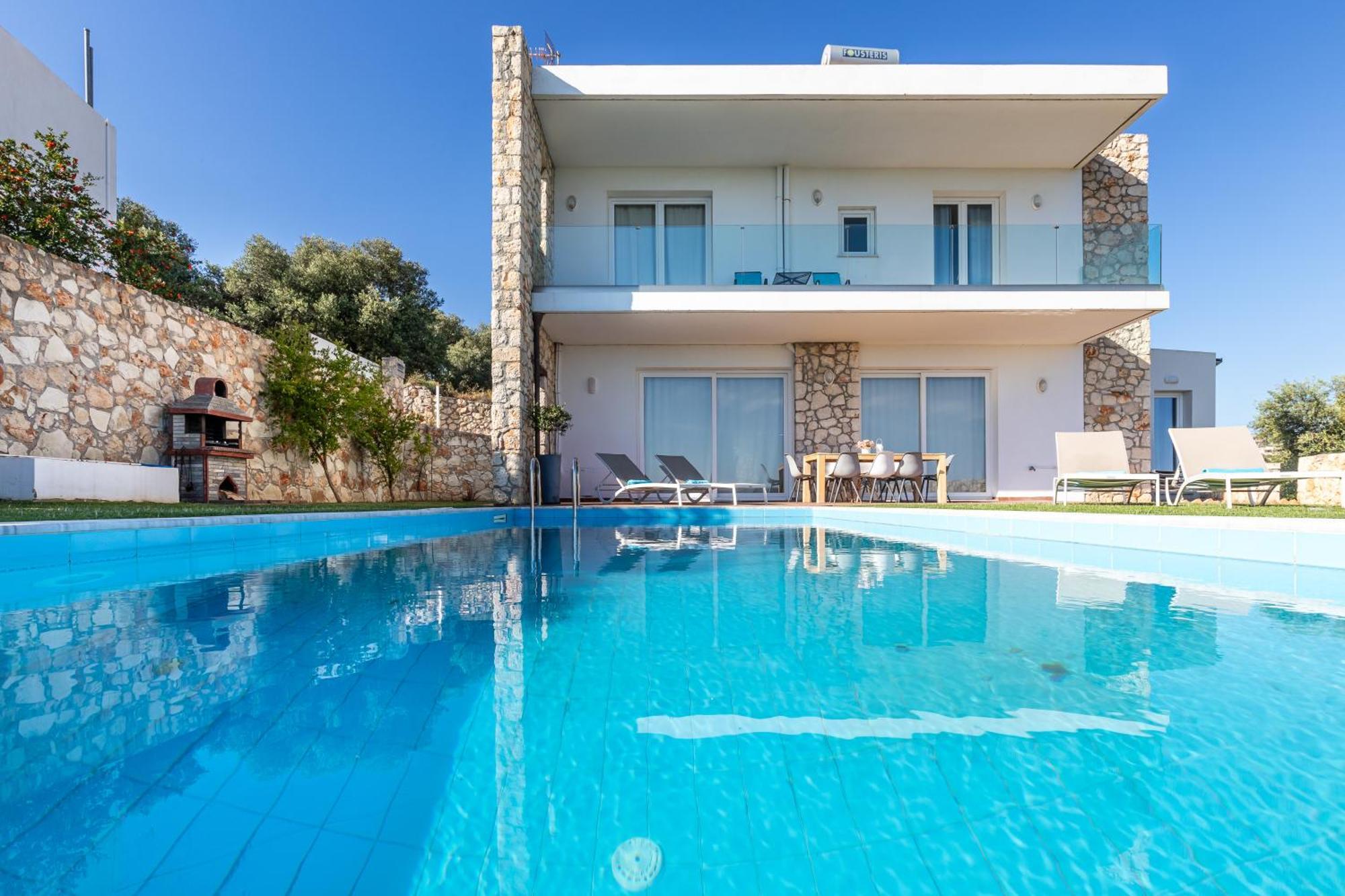 Villa Penelope Galatás Екстериор снимка