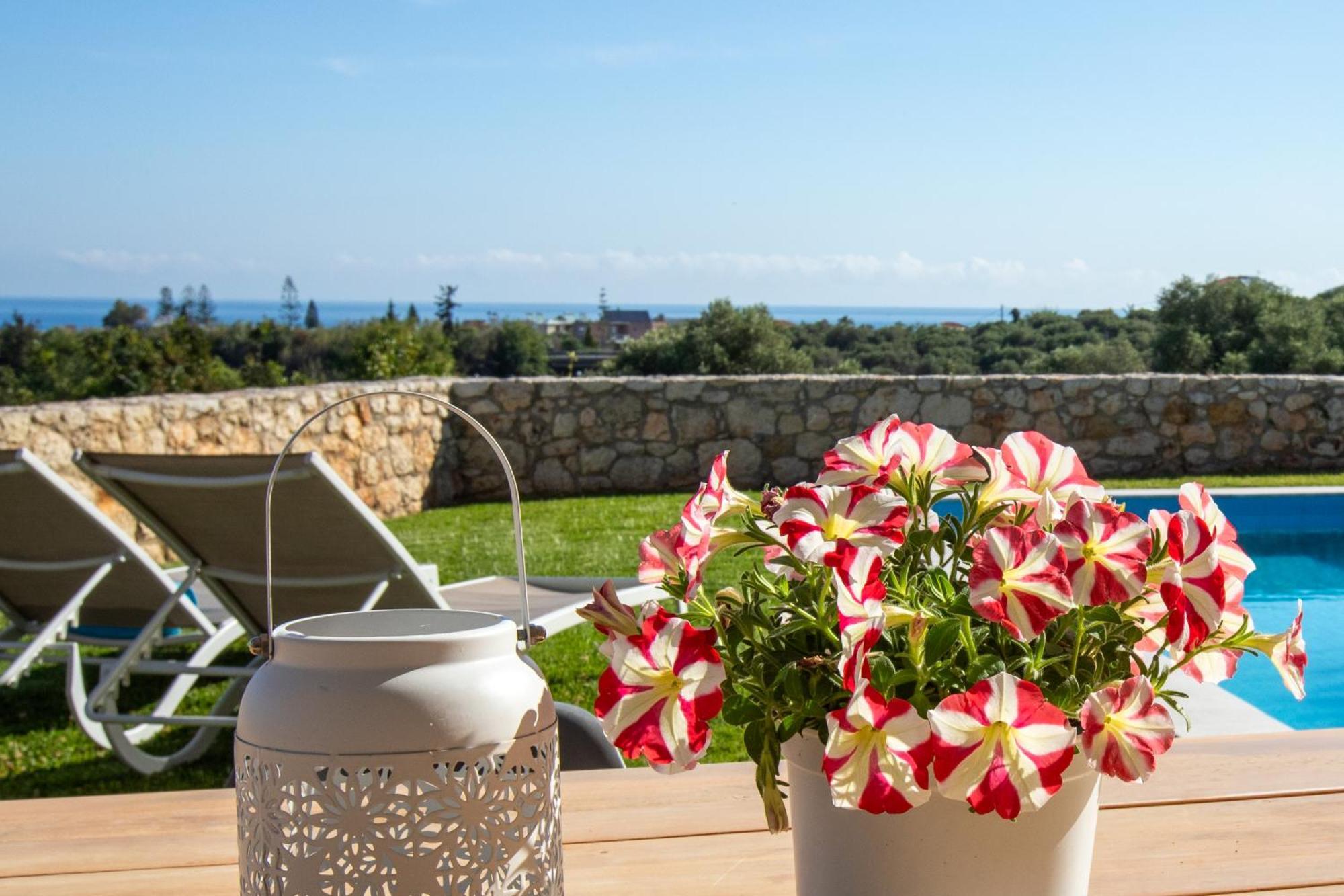 Villa Penelope Galatás Екстериор снимка